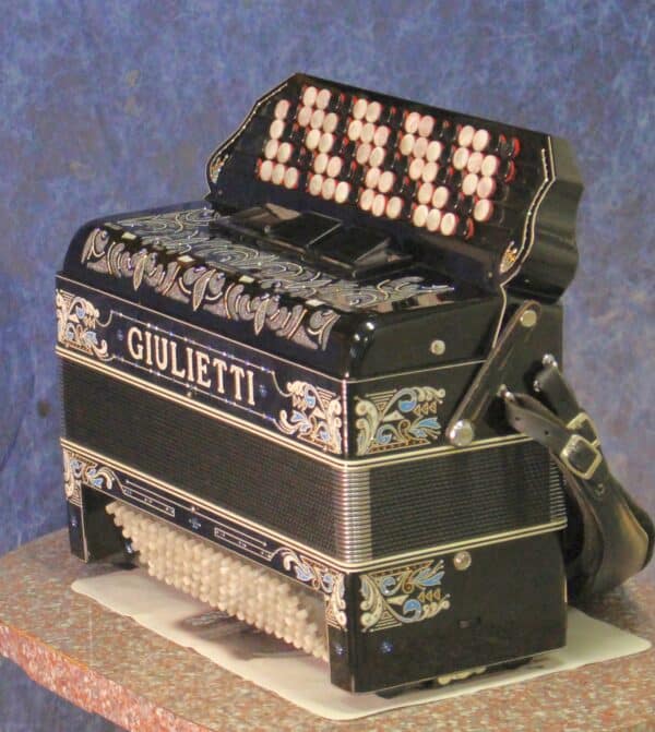 Giulietti Traviata - Image 4