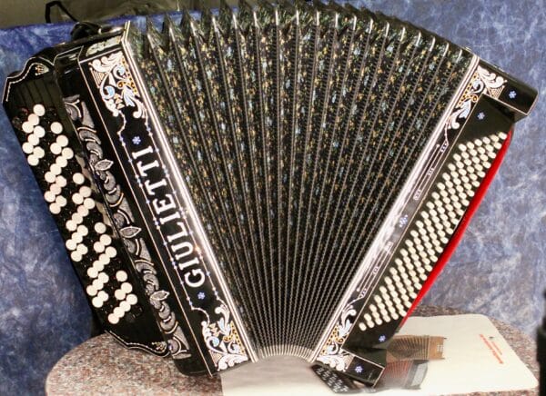 Giulietti Traviata - Image 3