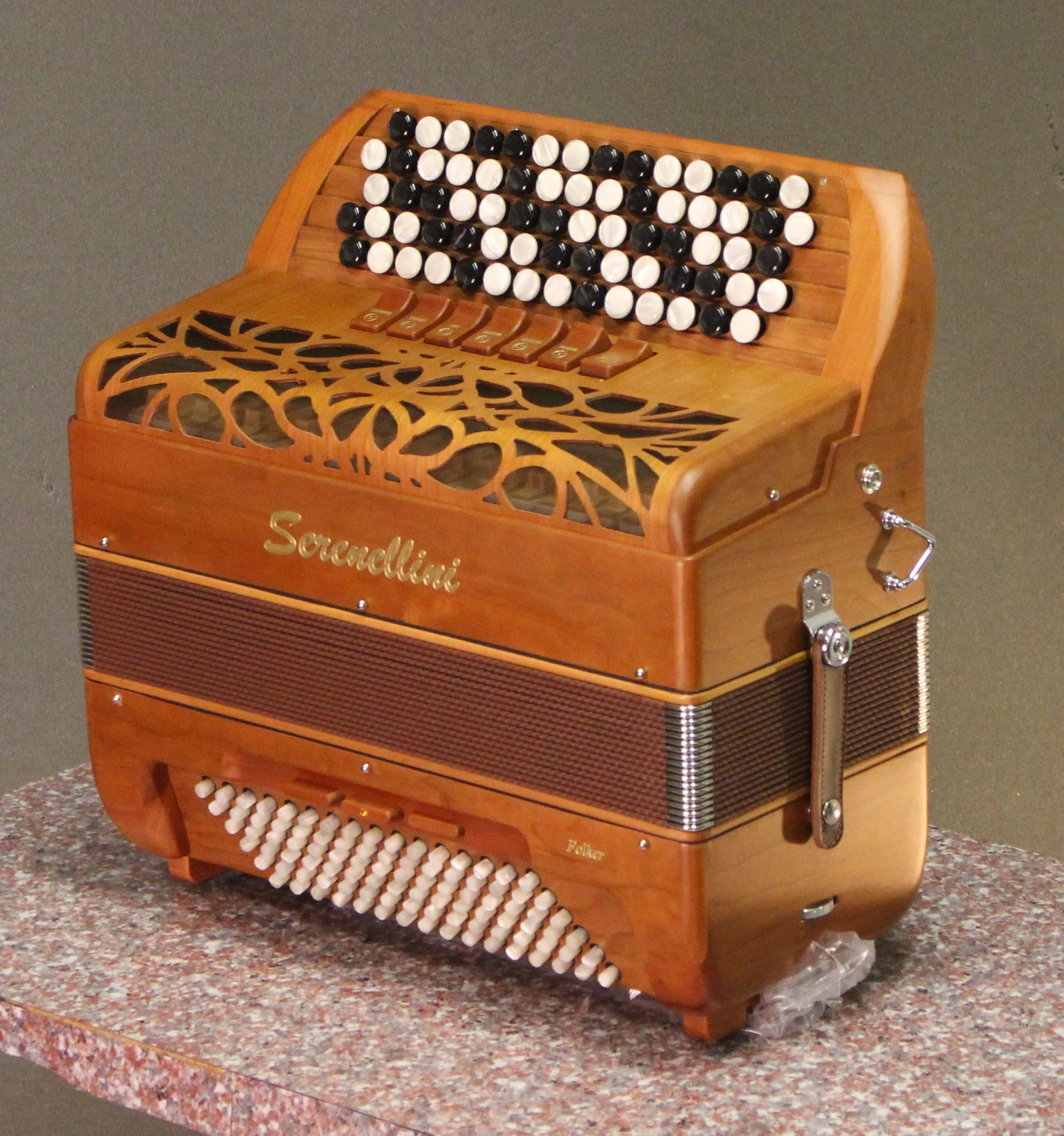 Serenellini Folker MW