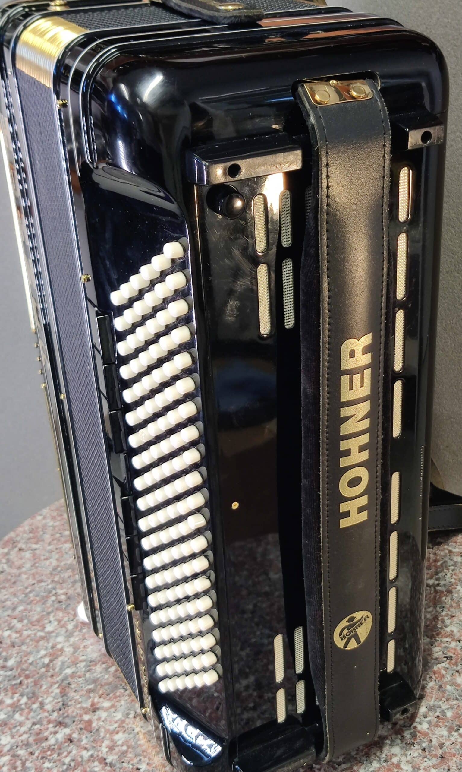 Hohner Morino IV 120 De Luxe - Image 8