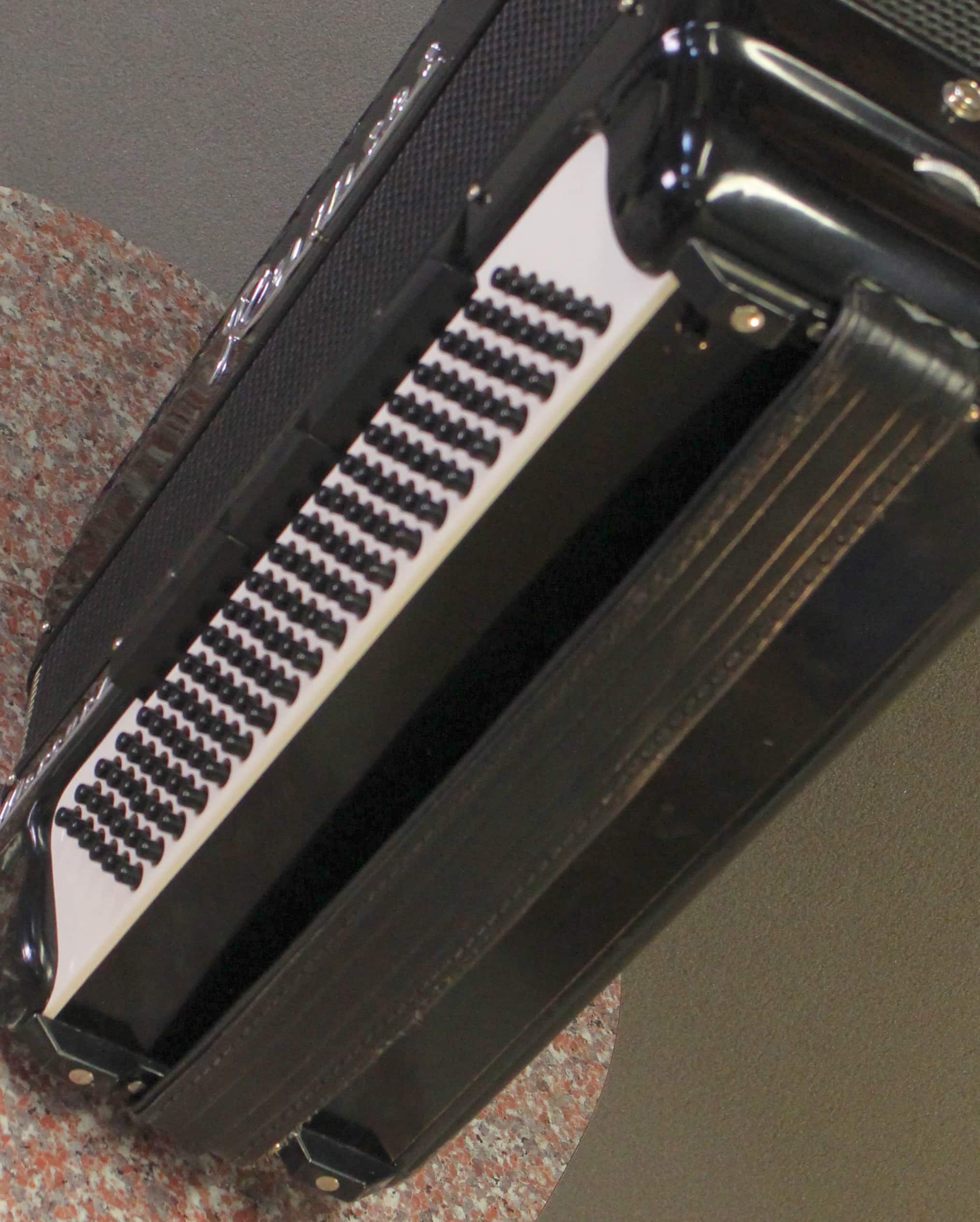 Ramses Mercury - Image 7