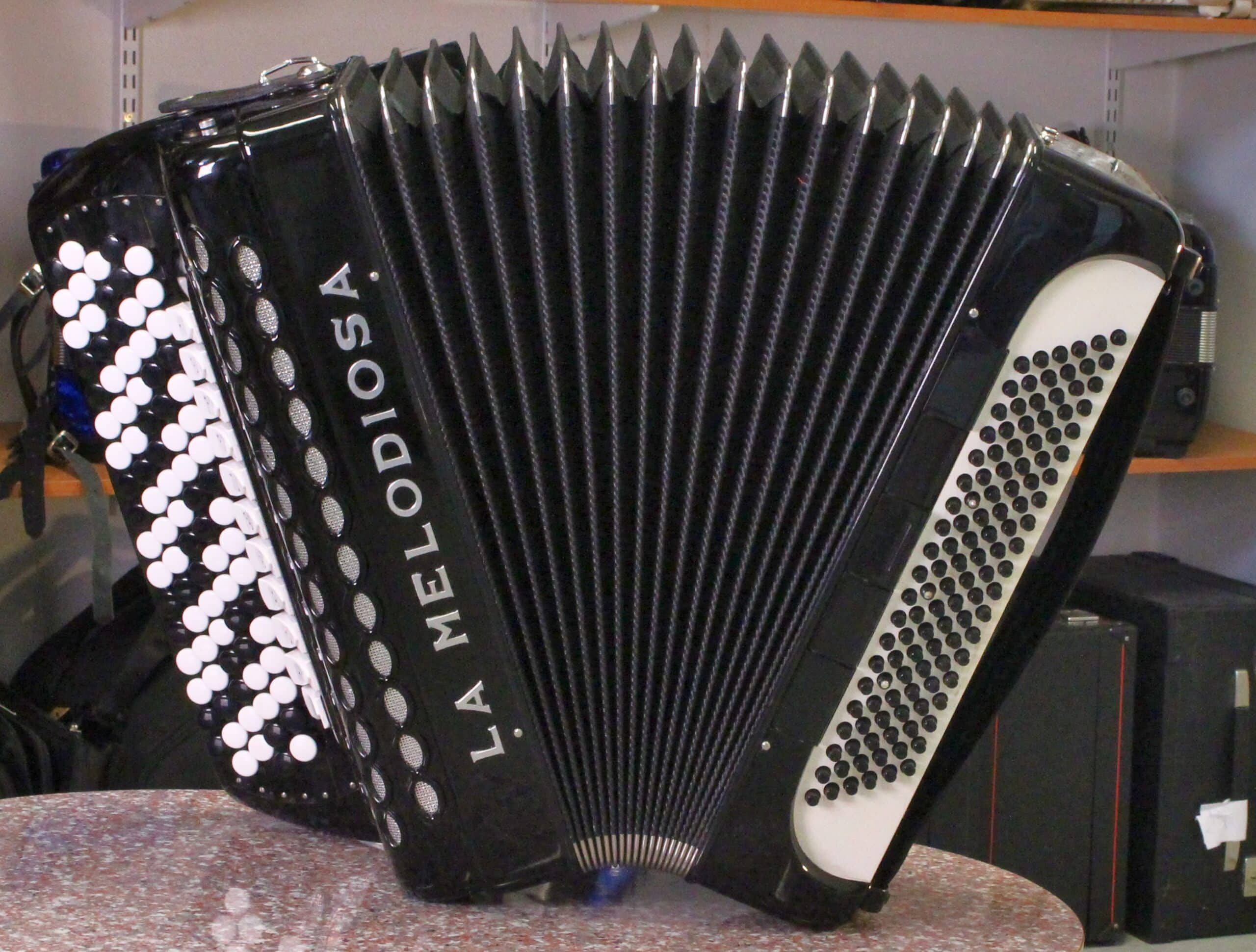 La Melodiosa 4äk - Image 3
