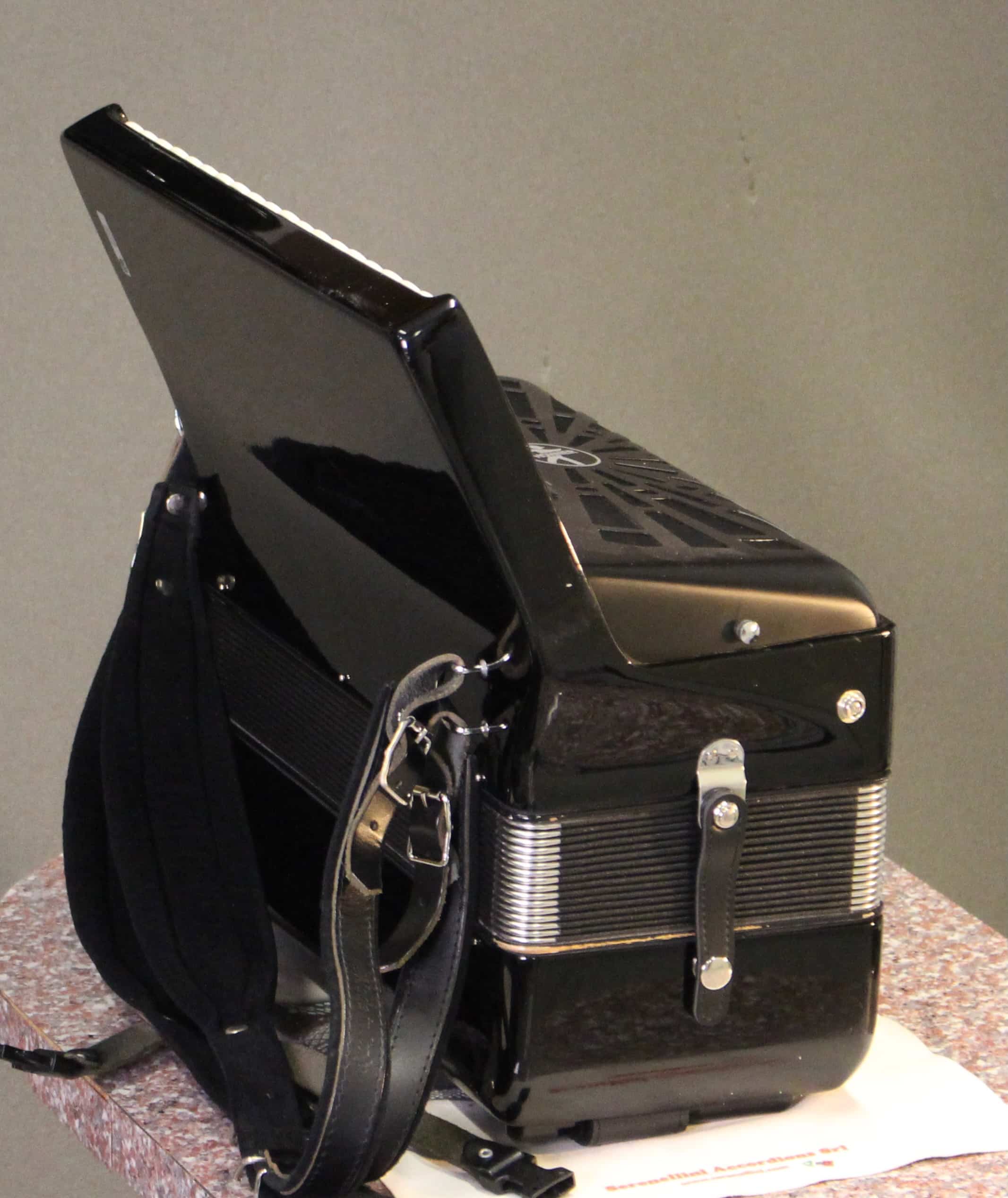 Hohner Bravo 72 - Image 4