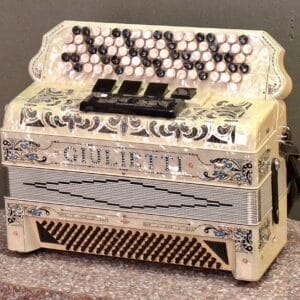 Guerrini Traviata + Mabel-Midi