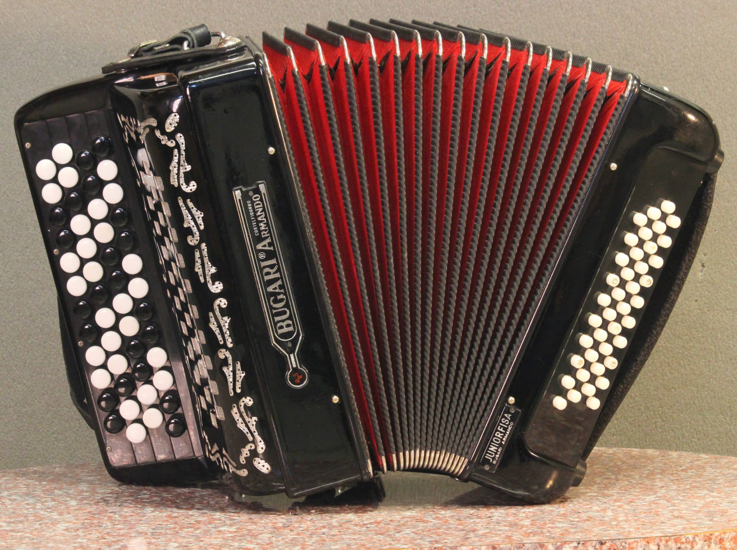Bugari Juniorfisa MB - Image 3